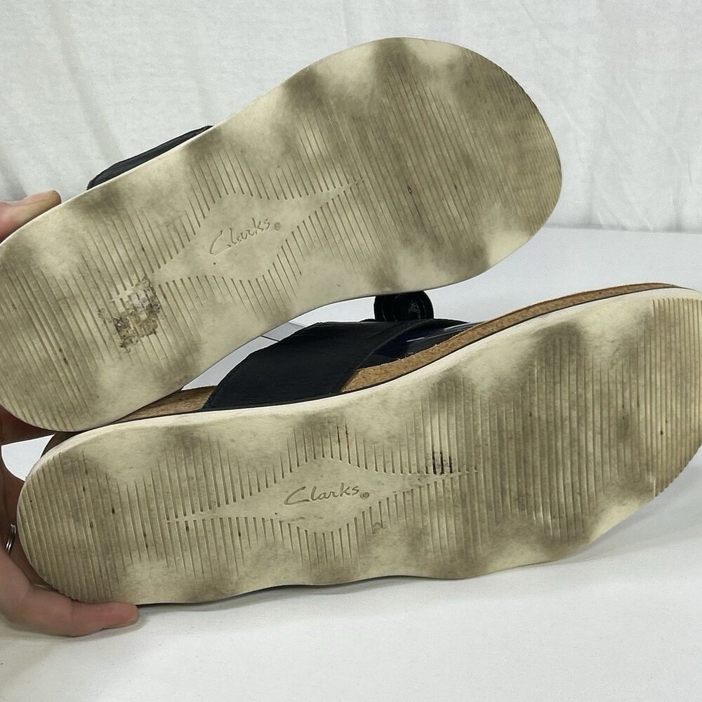 Clarks Women’s Brynn Style Flat Sandal Black Leather Flower Size 11 - Picture 5 of 8